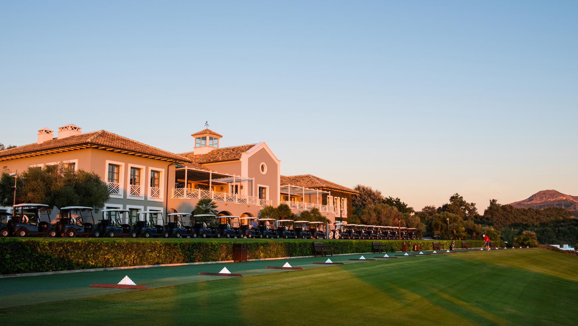 Finca Cortesin Golf Club - Clubhaus und Golfplatz